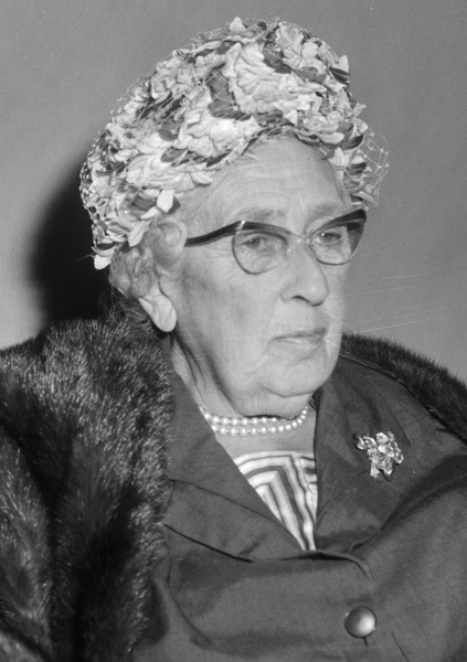 Foto potret Agatha Christie