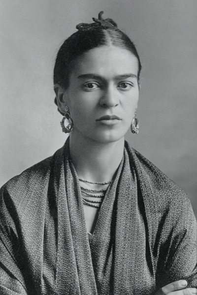 Foto potret Frida Kahlo